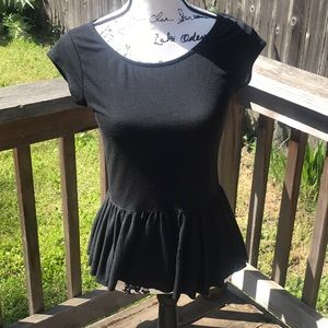 American eagle outfitters black keyhole back short sleeve shirt